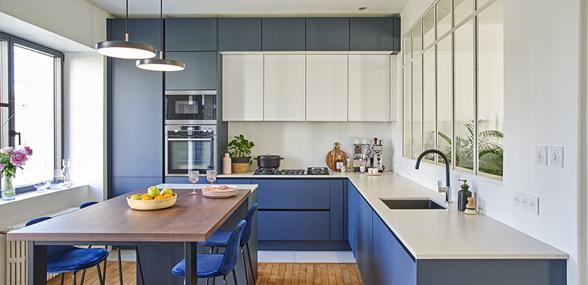 cuisine avec facade bleu