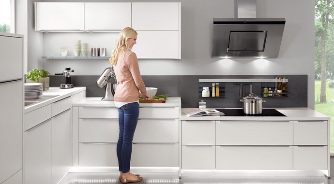 Hauteur plan de travail cuisine ergonomique