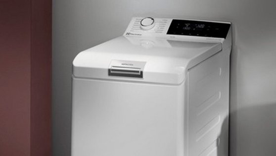 Lave-linge cuisine ouverture par le haut