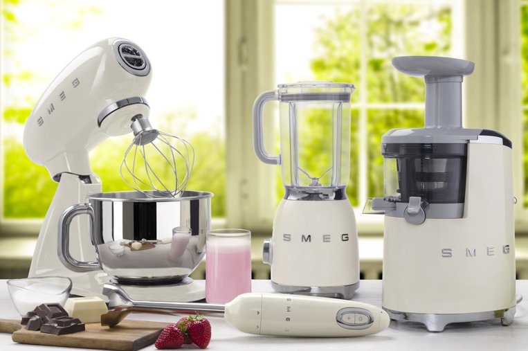 Robot pâtissier cuisine Smeg vintage crème