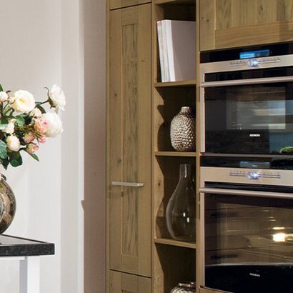 cuisine lord byron et son meuble colonne niche decorative